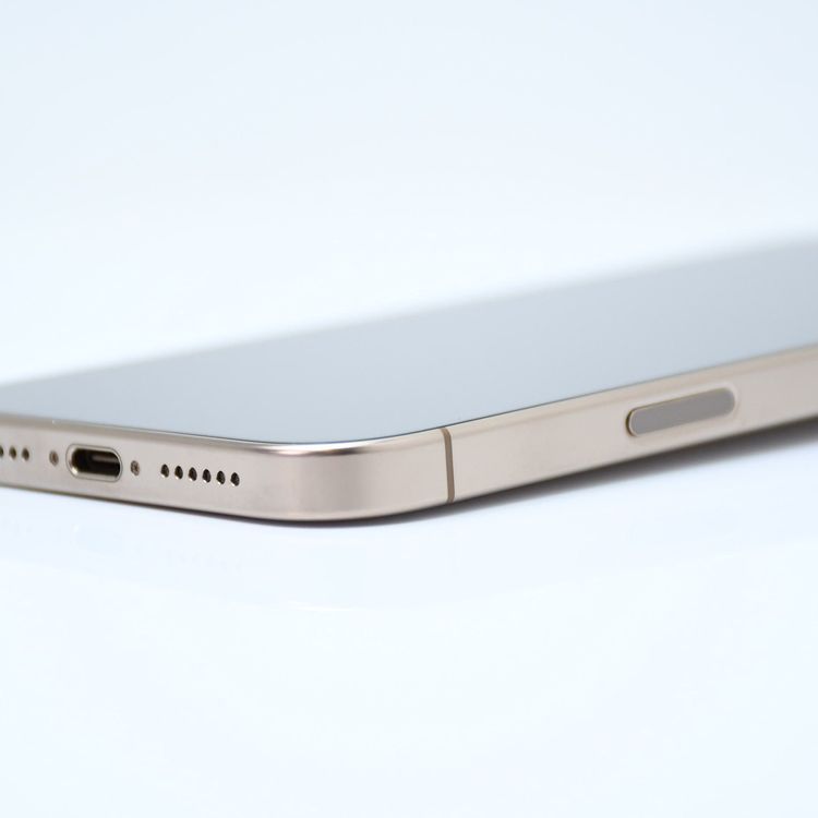 ڶ˾ʡSIMե꡼ iPhone16 Pro Max 512GB ǥȥ˥