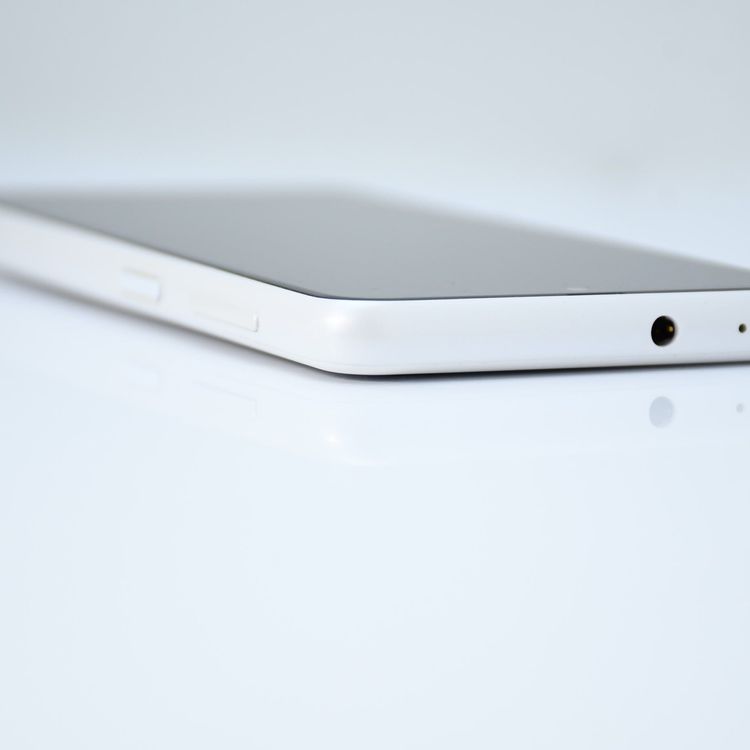 �����ʡ������ɹ���au SIM�ե꡼ Galaxy A23 5G SCG18 �ۥ磻��