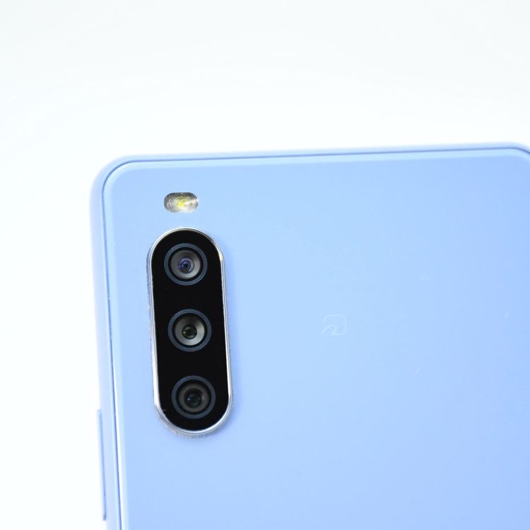 �������ɹ���SIM�ե꡼ docomo Xperia 10 III SO-52B �֥롼