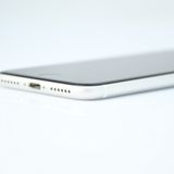 �ڽ����Хåƥ꡼��������86���SIM�ե꡼ iPhone SE �裲���� 64GB �ۥ磻��