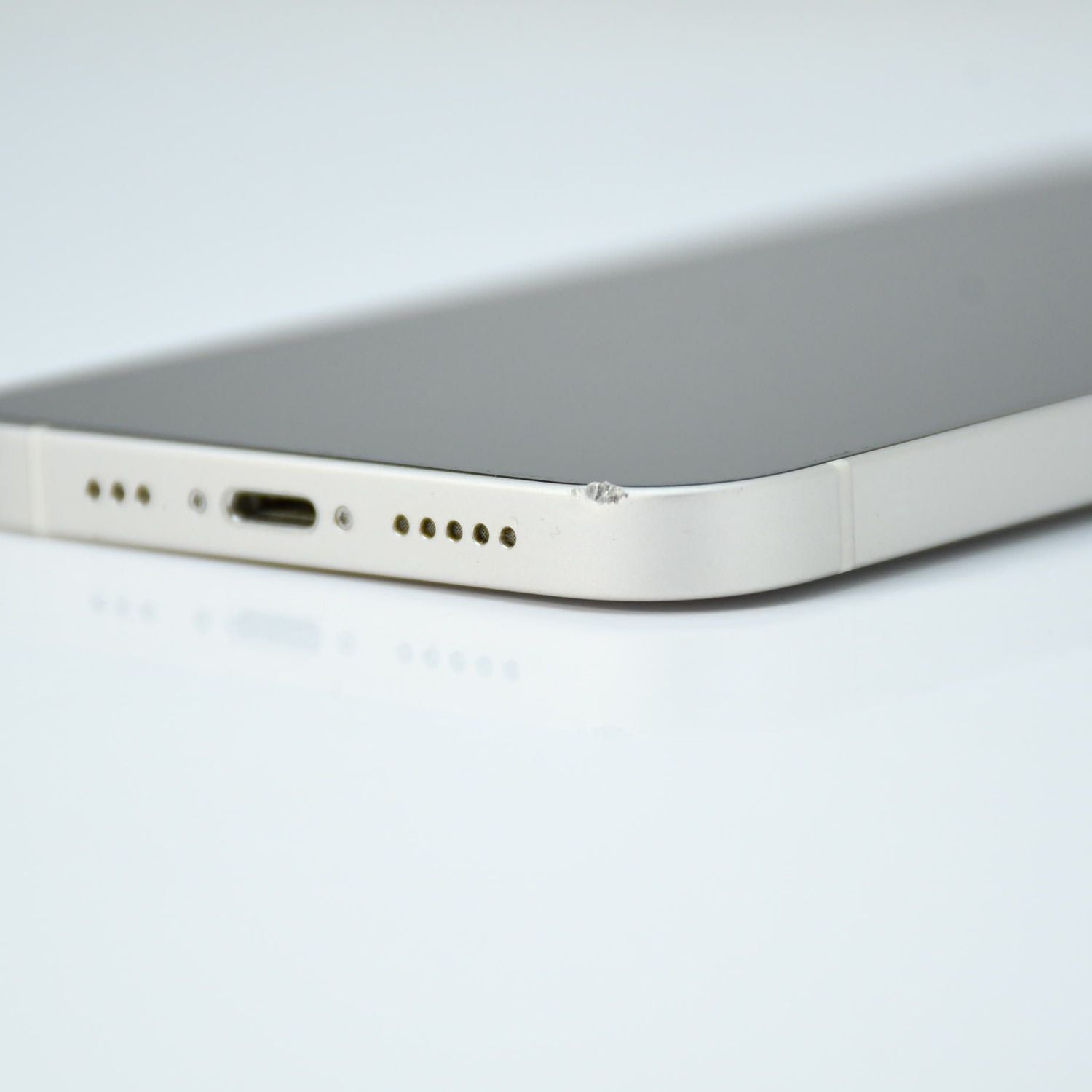 ムスビー｜【専門店電池交換済100％＊液晶美品】SIMフリー iPhone 12 