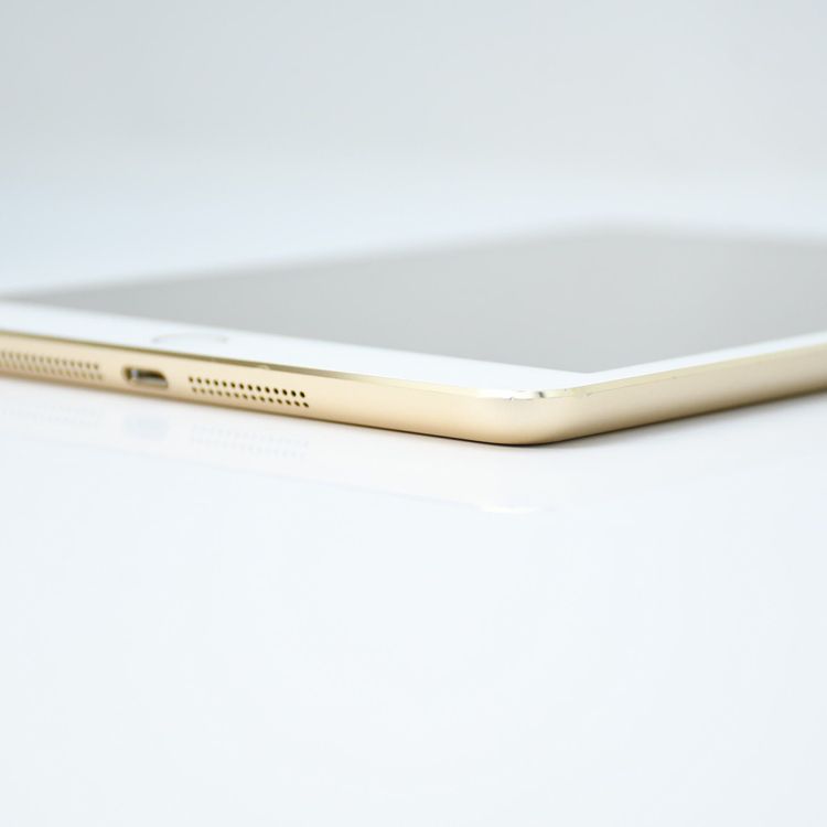 �ڱվ����ʡ������Хåƥ꡼��������84���iPad mini 3 Wi-Fi 64GB �������