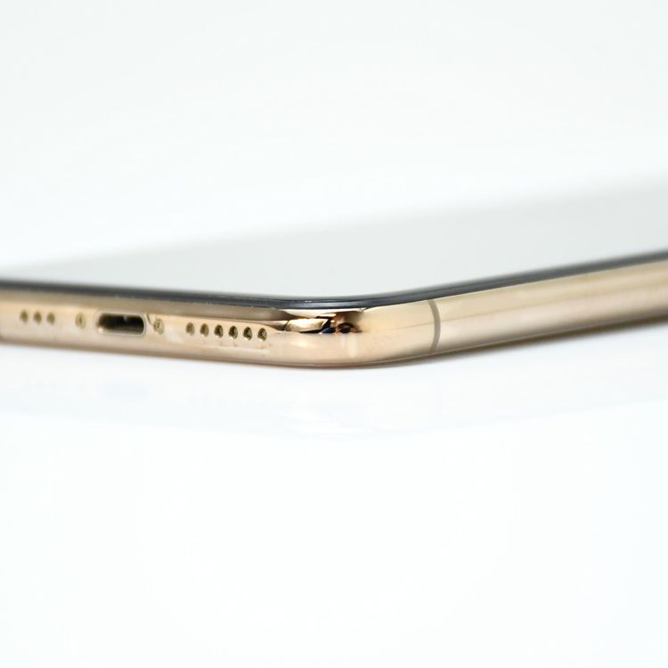 ��Face ID����󥯡����ʡ�SIM�ե꡼ iPhoneXS 64GB �������