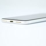 �ڽ����Хåƥ꡼��������83%��SIM�ե꡼ iPhone SE �裲���� 64GB �ۥ磻��