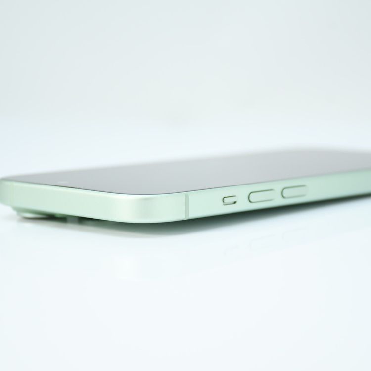 �ڶ˾����ʡ������Хåƥ꡼86�����°�ʴ�����SIM�ե꡼ iPhone15 128GB ���꡼��