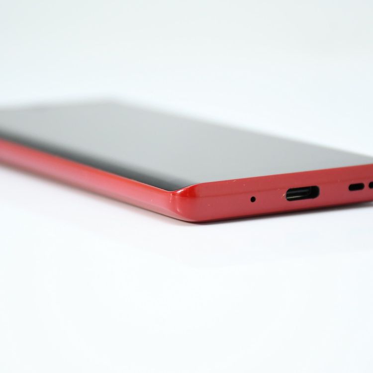 �����ʡ�SIM�ե꡼ Rakuten Hand 5G P780 128GB ����ॾ���å�