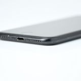 docomo SIM�ե꡼ iPhone SE �裲���� 64GB �֥�å�