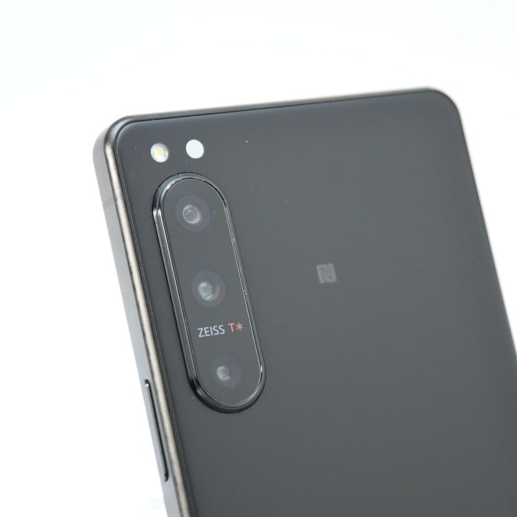 �ڱվ����ʡ������ɹ���SIM�ե꡼ Softbank A204SO Xperia 5 IV �֥�å�