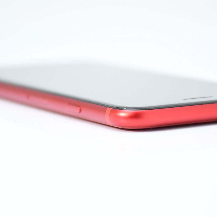 �ڱվ����ʡ�SIM�ե꡼ iPhone SE �裲���� 128GB ��å�