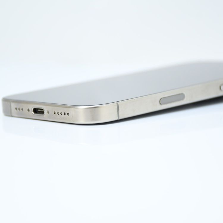 ��AppleCare+��SIM�ե꡼ iPhone16 Pro 128GB �ʥ���������˥���