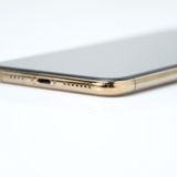 �����ʡ������Хåƥ꡼84���au SIM�ե꡼ iPhone XS Max 256GB �������