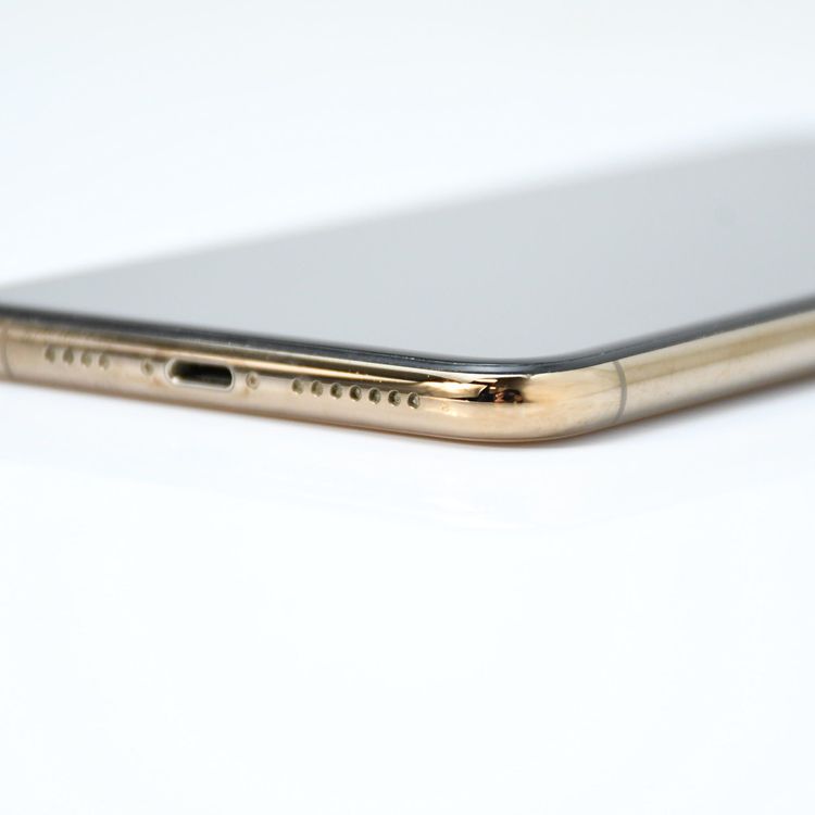 �����ʡ������Хåƥ꡼84���au SIM�ե꡼ iPhone XS Max 256GB �������