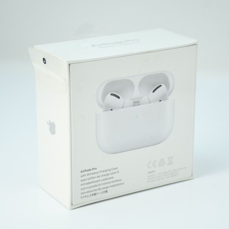 �ڿ���̤������AirPods Pro ��1���� with MagSafe Case MWP22J/A
