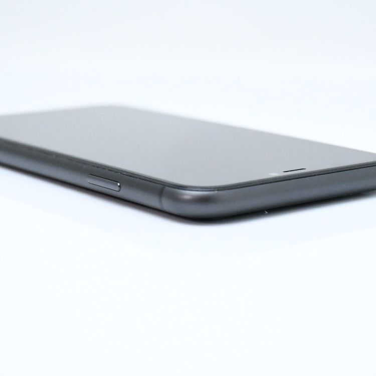 ڱվʡdocomo SIMե꡼ iPhone11 64GB ֥å