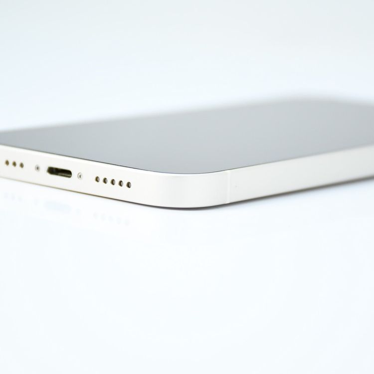 �ڥХåƥ꡼�������� 100������ʡ�docomo SIM�ե꡼ iPhone12 64GB