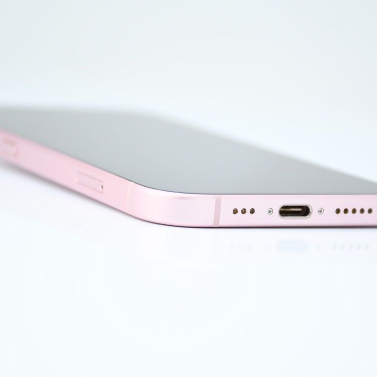 �ڶ˾����ʡ������Хåƥ꡼86���SIM�ե꡼ iPhone15 128GB �ԥ�