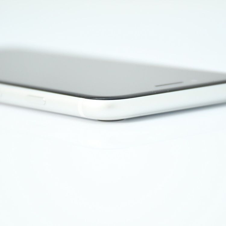 �����ʡ������Хåƥ꡼82���docomo SIM�ե꡼ iPhone SE �裲���� 64GB