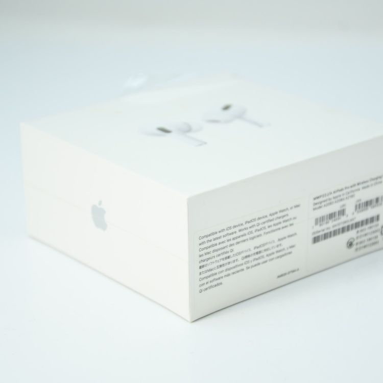 �ڿ���̤������AirPods Pro ��1���� with MagSafe Case MWP22J/A