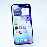 �ڱվ����ʡ������Хåƥ꡼93���SIM�ե꡼ iPhone15 128GB �֥롼