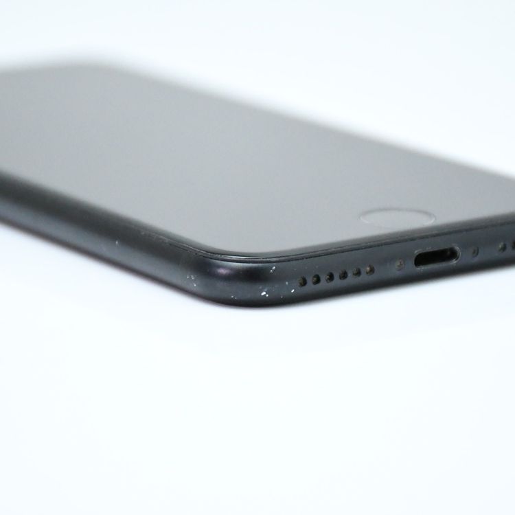 ڱվʡdocomo SIMե꡼ iPhoneSE 2 64GB ֥å