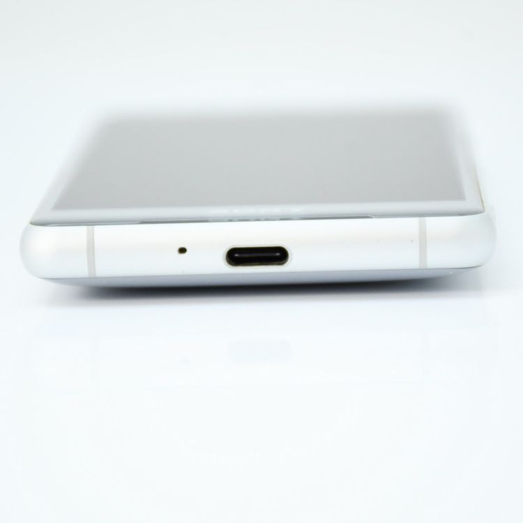 �ڱվ����ʡ������ɹ���SIM�ե꡼ docomo Xperia XZ2 Compact SO-05K