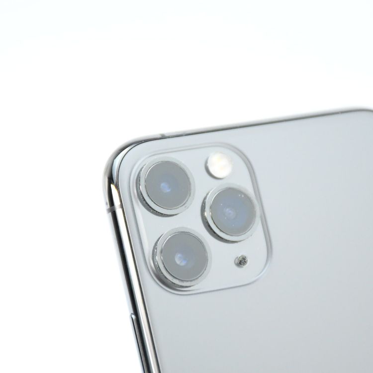 �ڱվ����ʡ���������87%��docomo SIM�ե꡼ iPhone11 Pro 256GB