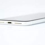 �����ʡ�SIM�ե꡼ iPhone SE �裲���� 128GB �ۥ磻��