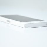 �ڱվ����ʡ������ɹ���docomo Xperia X Compact SO-02J �ۥ磻��