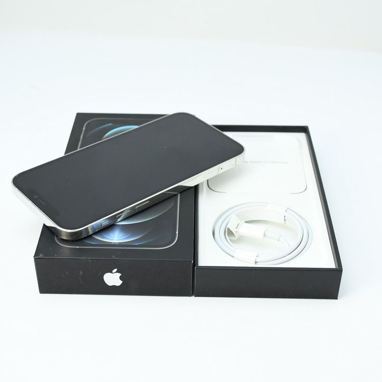���������ư���ǽ����°�ʴ�����docomo SIM�ե꡼ iPhone12 Pro 128GB