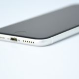 �ڱվ����ʡ�docomo iPhone SE �裲���� 64GB �ۥ磻��