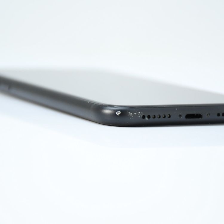 �ڱվ����ʡ������Хåƥ꡼87���docomo SIM�ե꡼ iPhone XR 64GB �֥�å�