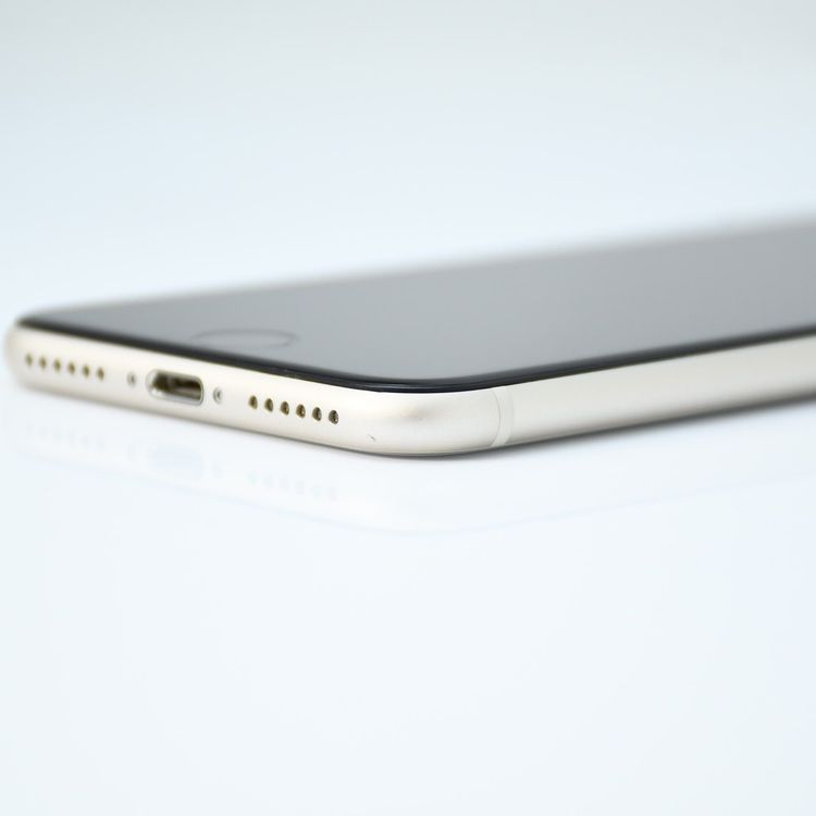 ưġ100 %au SIMե꡼ iPhoneSE 裳 64GB饤