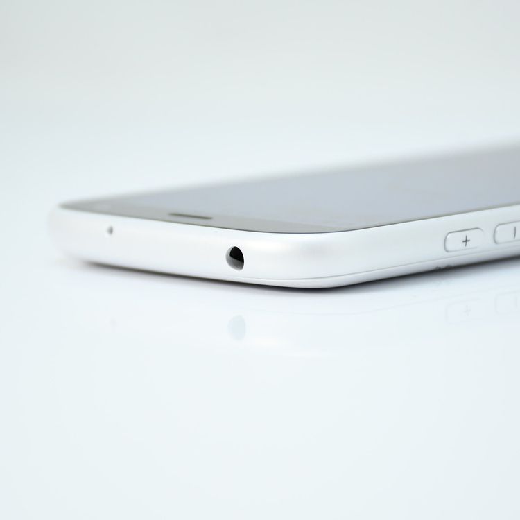 ڿƱ͡SIMե꡼ docomo ޡȥե F-52 ۥ磻