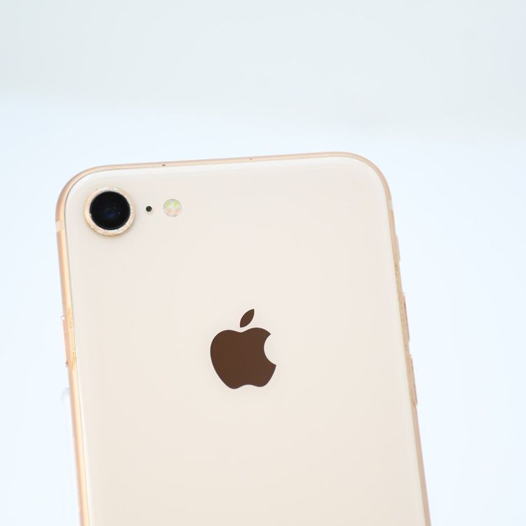 �ڱվ����ʡ�SIM�ե꡼ iPhone8 256GB �������