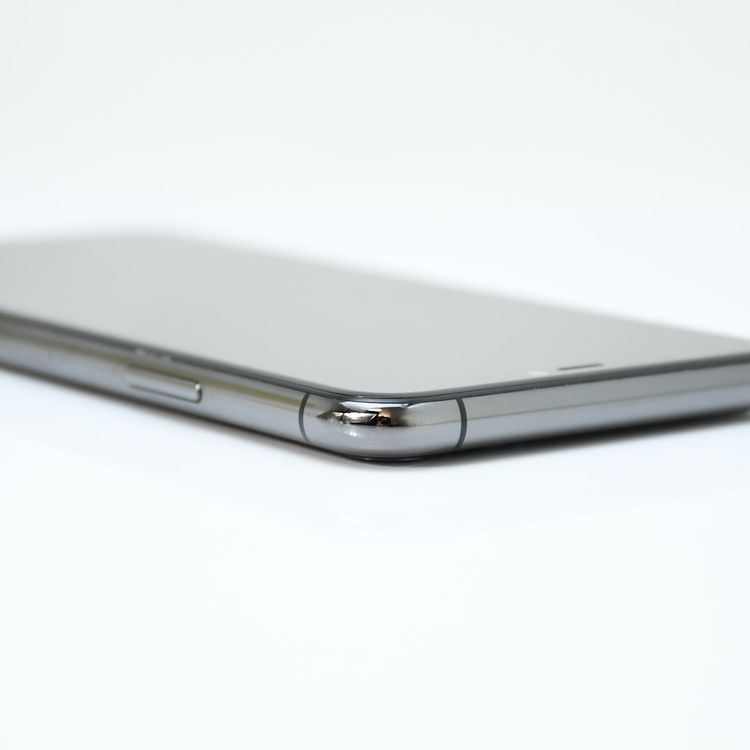 ��ư��ġ��������docomo SIM�ե꡼ iPhone11 Pro Max 256GB