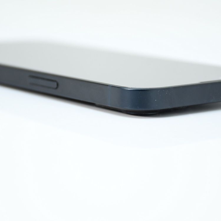 �ڱվ����ʡ������Хåƥ꡼83���SIM�ե꡼iPhone 12 128GB �֥�å�