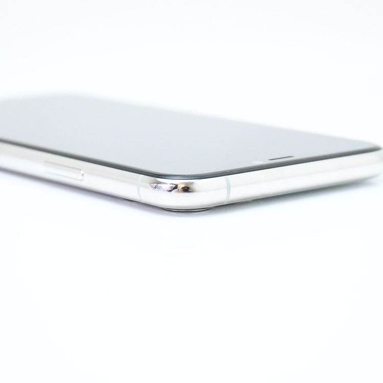 ڽХåƥ꡼89docomo SIMե꡼ iPhone11Pro 64GBС