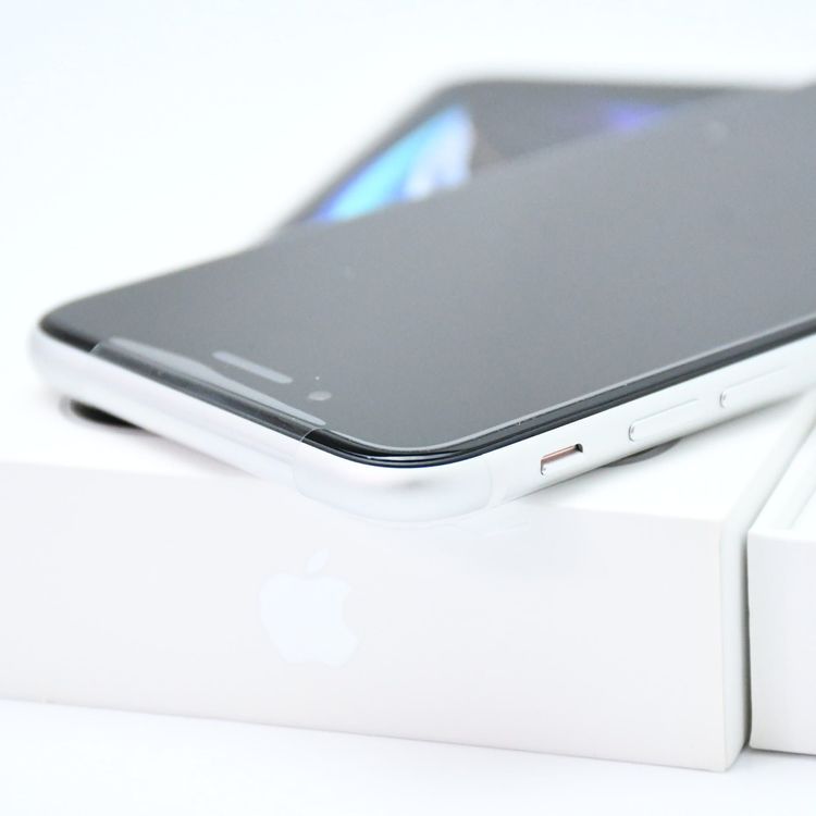 ڿʡSIMե꡼ iPhoneSE 裲 64GB ۥ磻
