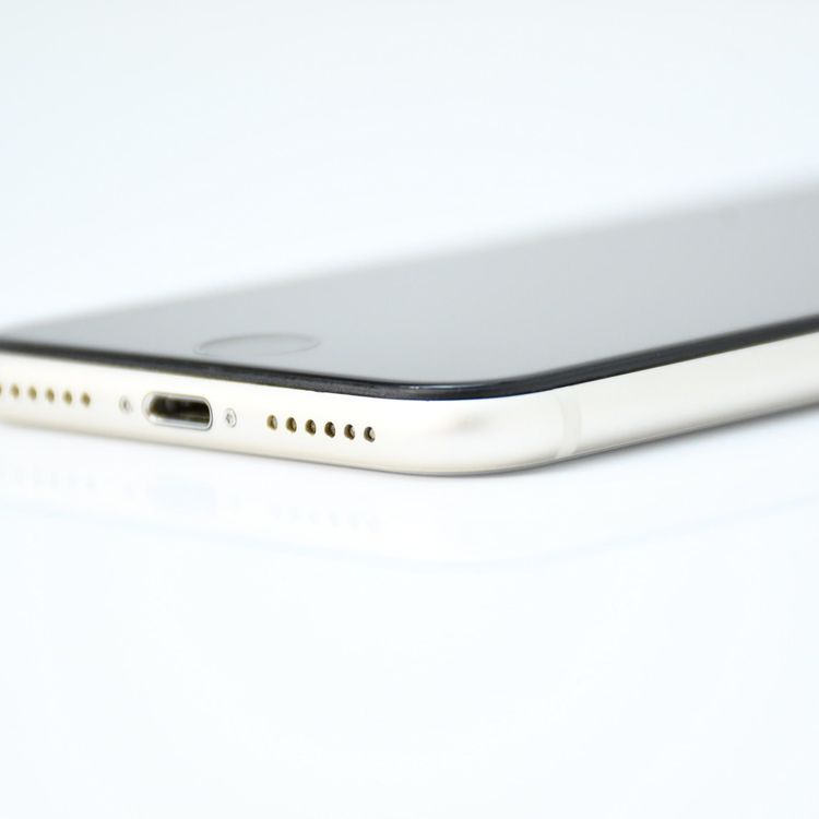 ʡTouch ID󥯡SIMե꡼ iPhoneSE 裳 64GB 饤