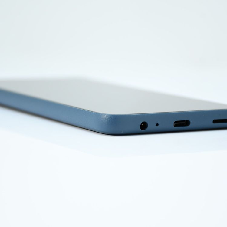 �ڿ���Ʊ�͡�SIM�ե꡼ docomo arrows We2 F-52E �ͥ��ӡ����꡼��