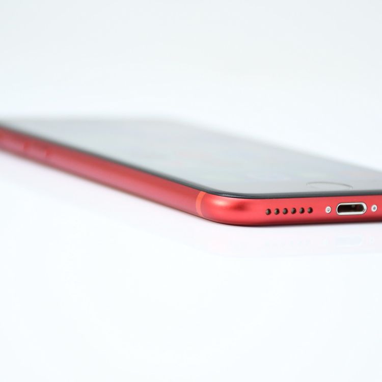 �ڽ����Хåƥ꡼��������84���SIM�ե꡼ iPhone SE �裲���� 64GB ��å�