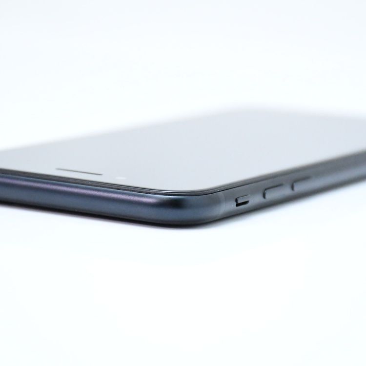 ưġ100 %ʡ SIMե꡼ iPhoneSE 裳 64GB ߥåɥʥ
