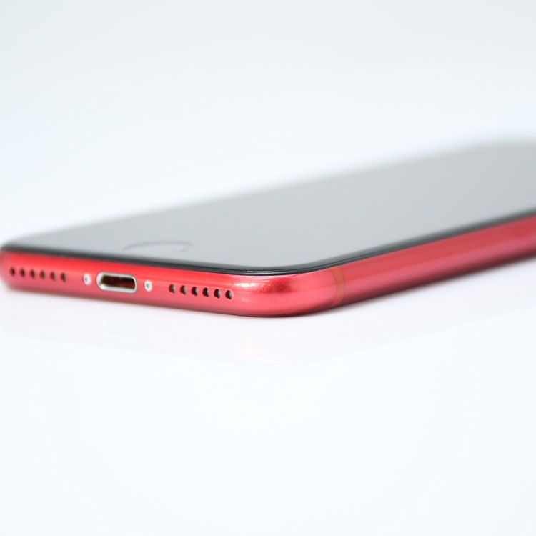 �ڽ����Хåƥ꡼80���SIM�ե꡼ iPhone SE �裲���� 64GB ��å�