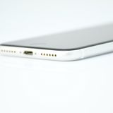 �ڱվ����ʡ������Хåƥ꡼82���docomo SIM�ե꡼ iPhone SE �裲���� 64GB