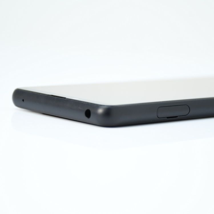 �������ɹ���SIM�ե꡼ au Xperia 10 III SOG04 �֥�å�