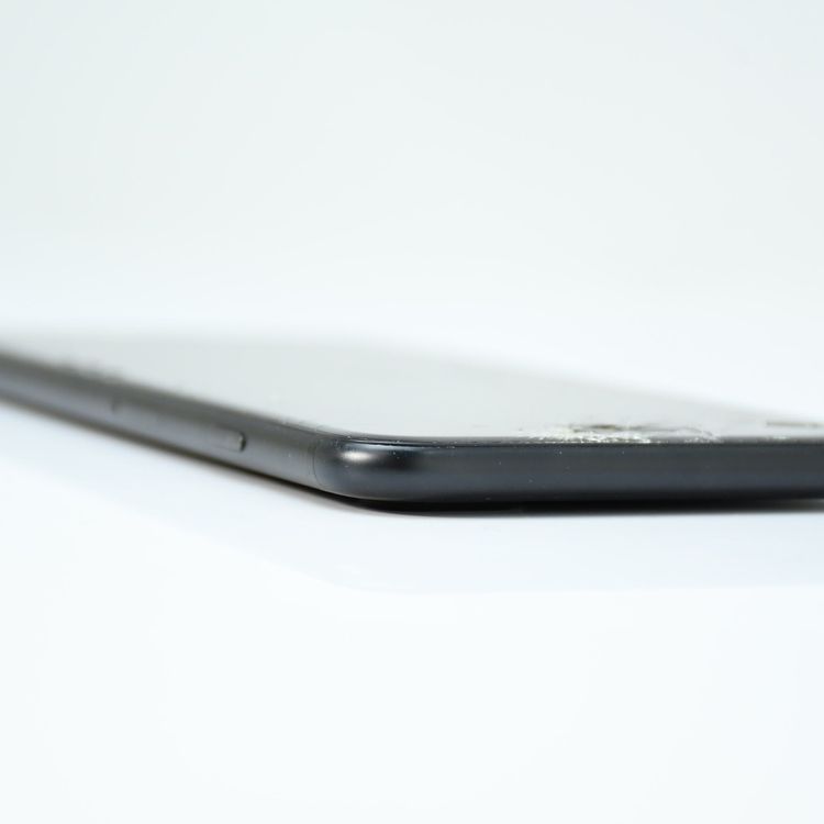 �ڽ����Хåƥ꡼��������81%��SIM�ե꡼ iPhone7 Plus 32GB �֥�å�