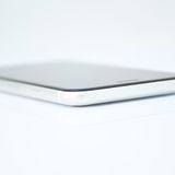 �ڽ����Хåƥ꡼83��۳�ŷ��Х��� SIM�ե꡼ iPhone SE �裲���� 64GB �ۥ磻��