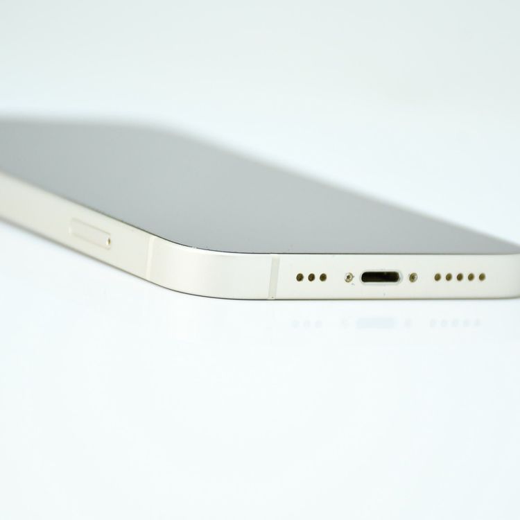 �����ʡ�docomo SIM�ե꡼ iPhone13 128GB �������饤��