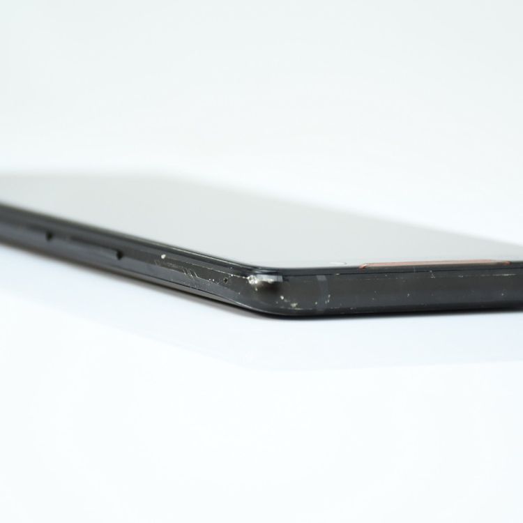 �ڱվ����ʡ�SIM�ե꡼ASUS ROG Phone Z01QD 128GB �֥�å�