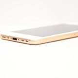 �ڱվ����ʡ��Хåƥ꡼��������85���docomo SIM�ե꡼ iPhone 8 64GB